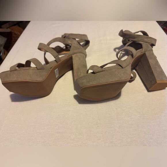 TORRID 9W Taupe Tan Beige Laceup Platform Heel Strappy‎ Chunky W Ankle Ties Y2K - Picture 3 of 7